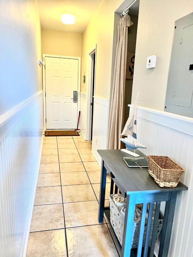 Cabana's @ Gulf Place #308 Apartment